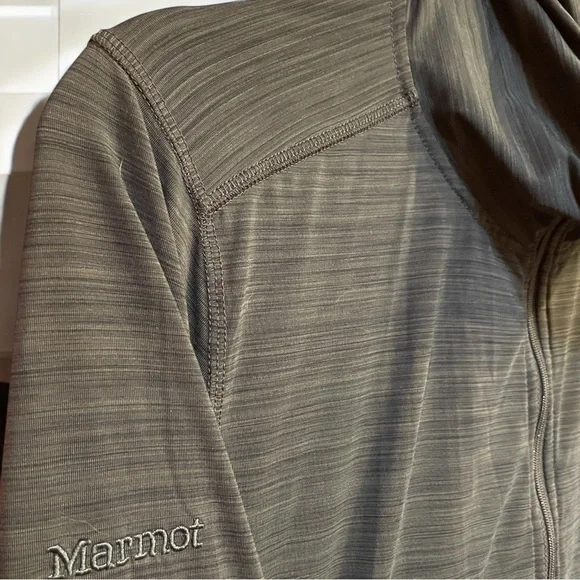 Marmot Women’s XL full zip performance jacket - Picture 4 of 5